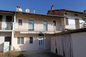 Immobile in asta di 132 m² con 5 locali a Caluso