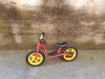 bicicletta senza pedali