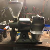 Combinata grattugia più macina pepe