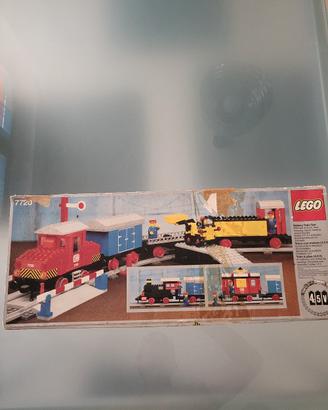 Trenino lego modello 7720