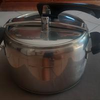 Pentola a pressione Lagostina
