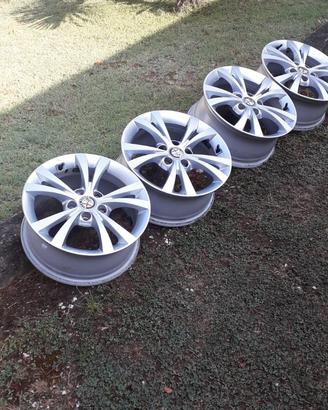 cerchi in lega del 16 originali giulietta