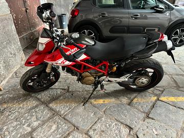 Hypermotard 1100s