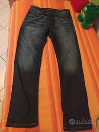 jeans uomo taglia 32