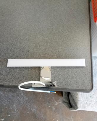 luce led x specchio bagno