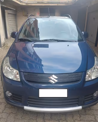 Suzuki SX4 Blu del 2009 con gancio