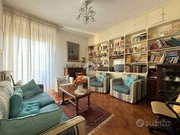 5 LOCALI A FIRENZE