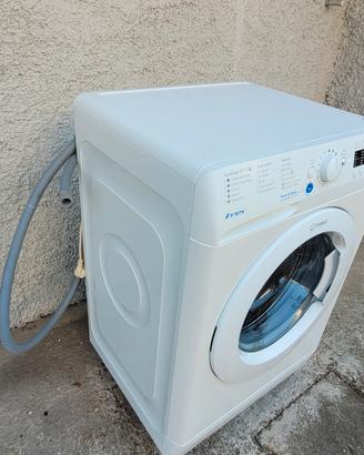 lavatrice indesit carca frontale