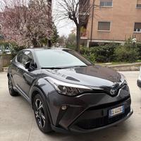 Toyota Ch-R 2.0 125cv Trend