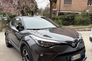 Toyota Ch-R 2.0 125cv Trend