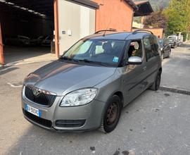 Skoda Roomster 1.4 BENZINA 2009 NEOPATENTATI