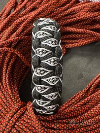 Braccialetto Paracord Nero e Bianco