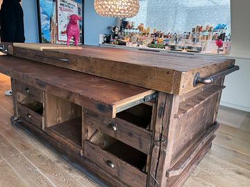 Isola Cucina stile INVECCHIATO|ROVINATO su misura