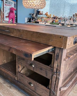 Isola Cucina stile INVECCHIATO|ROVINATO su misura