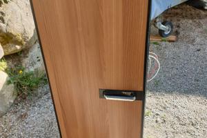 Frigorifero trivalente Dometic