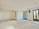 zona-paradiso-5-locali-con-balconi-e-box