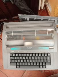 Macchina da scrivere