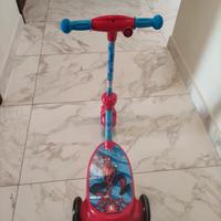 Monopattino elettrico Sparabolle Spiderman 