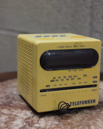 Radiosveglia vintage Telefunken DIGICUBE