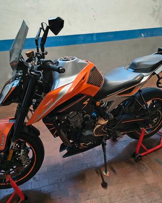 KTM 790 Duke +105 cv