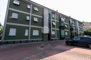 2 LOCALI A MILANO