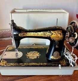 SINGER MODELLO 44K ANNI ‘20