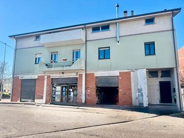 Macomer Nuovo Appartamento finemente Arredato 90