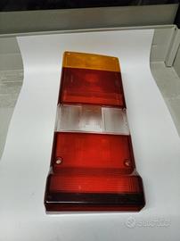 PLASTICA FARO POSTERIORE DESTRO ARIC 44365000 AUTO
