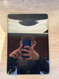 iPad 10.2” (2019) 128GB Wi-Fi – Grigio siderale
