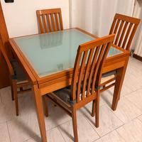 Tavolo allungabile con sedie Calligaris