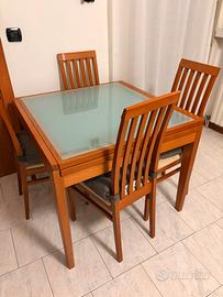 Tavolo allungabile con sedie Calligaris