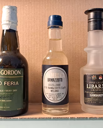mignonette liquori d'epoca 5 pz, anche singoli

