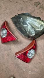 fanali Renault clio 2003