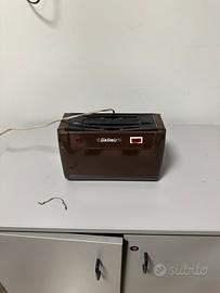 Stabilizzatore di tensione per televisore