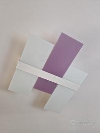 Lampadario colore bianco e viola
