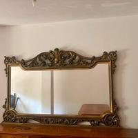 Specchio, armadio, tavolo