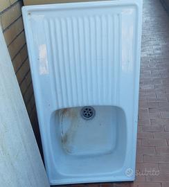 Lavello in porcellana