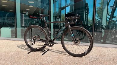 Bicicletta da strada usata Santa Cruz Stigmata C