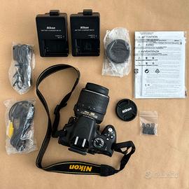 Nikon D5100 + Nikkor 18-55mm VR + Borsa
