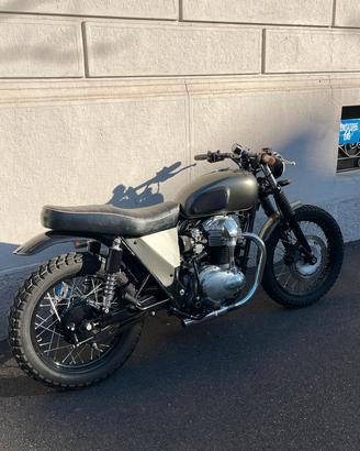 Kawasaki W650 Scrambler 