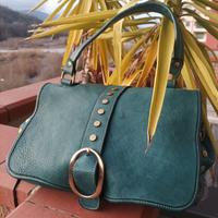 Borsa  La Viai ,vera  pelle lavata color ottanio .