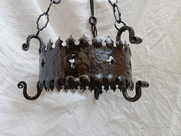 Lampadario ferro battuto