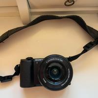 Sony a5100 con obiettivo kit 16-50mm OSS