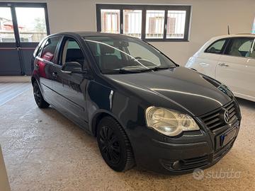 Volkswagen Polo 1.2/60CV 5p. Trendline NEOPATENTAT