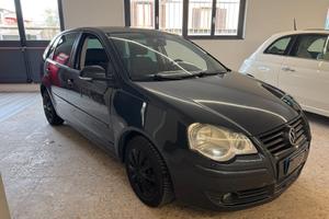 Volkswagen Polo 1.2/60CV 5p. Trendline NEOPATENTAT