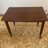 Tavolo in legno