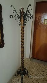 Appendiabiti in legno e ferro vintage anni 50