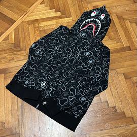 Felpa bape presa a londra