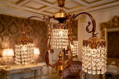 Lampadario a sospensione ottone cristalli vintage