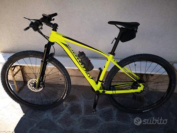 MTB Specialized  Rockhopper 29 2017